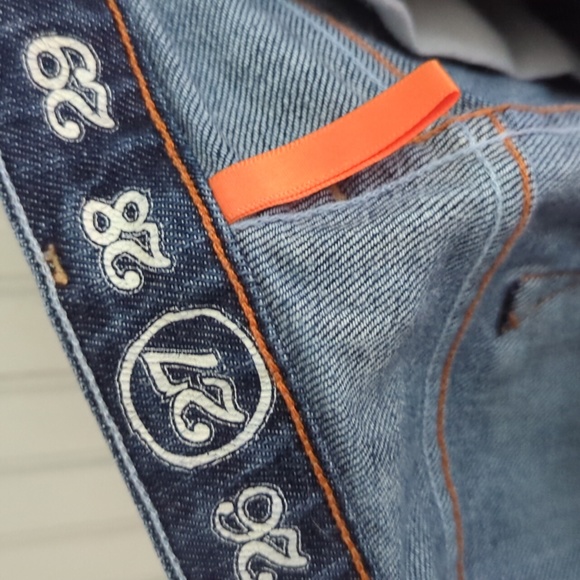 Earnest Sewn Jeans - Picture 5 of 7